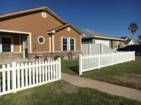 3 foot tall open picket vinyl fence