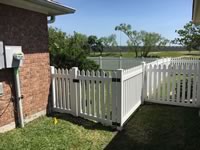 4 foot tall open picket vinyl fence